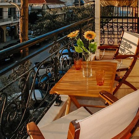 Апартаменты St.Denis Townhouse Закинтос Экстерьер фото