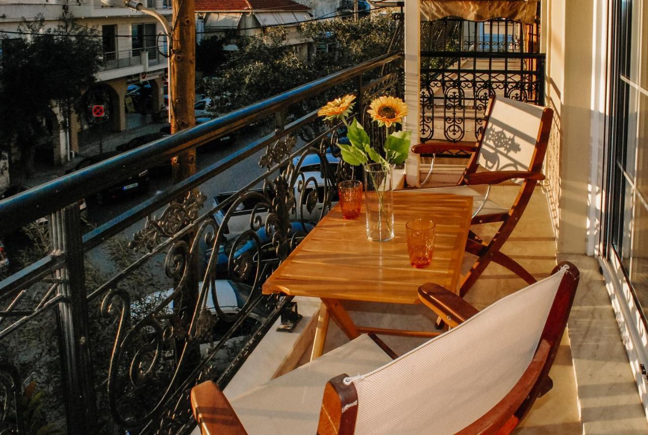 Апартаменты St.Denis Townhouse Закинтос Экстерьер фото